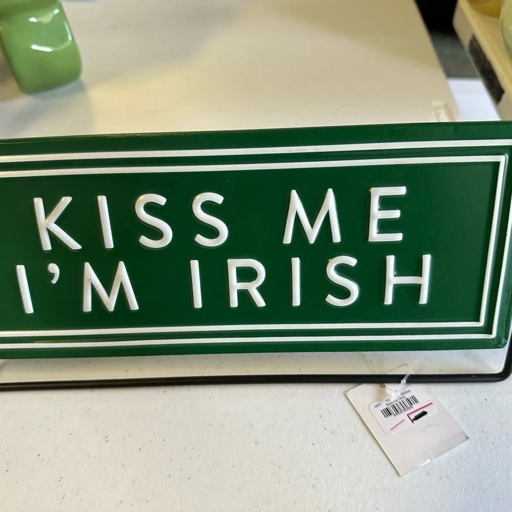 💙3/$20 St Patrick’s day home decor